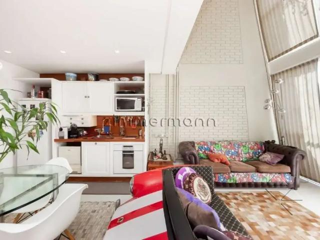 Cobertura para Locação em São Paulo/SP Jardim América 2 Quartos