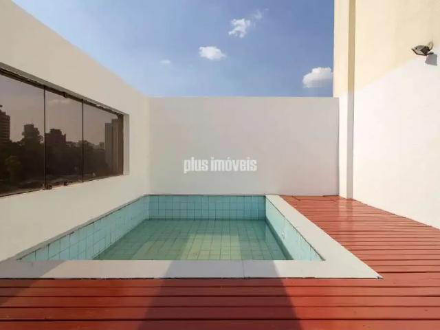 Cobertura para Locação em São Paulo/SP Panamby 3 Quartos