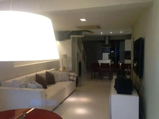 Cobertura para Locação em Salvador/BA Ondina 3 Quartos