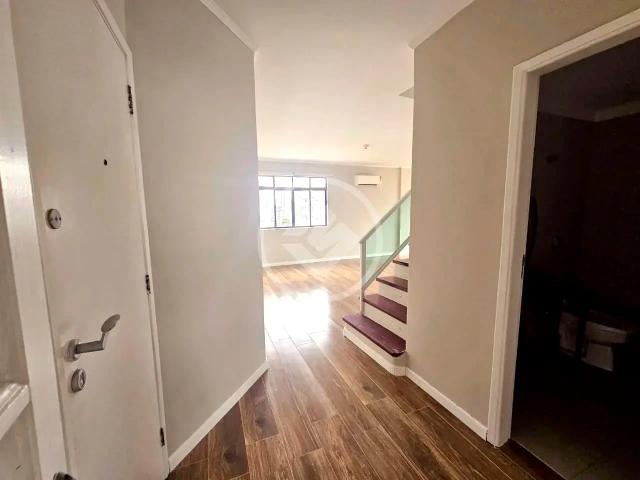 Cobertura para Locação em Santos/SP Centro 4 Quartos
