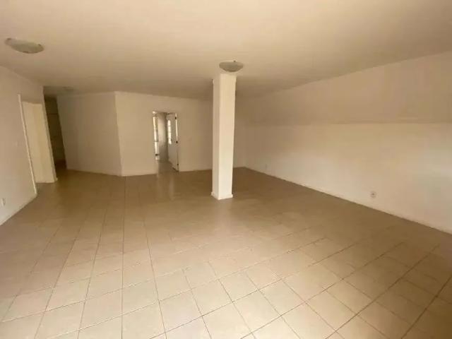 Cobertura para Locação em Petrópolis/RJ Itaipava 3 Quartos