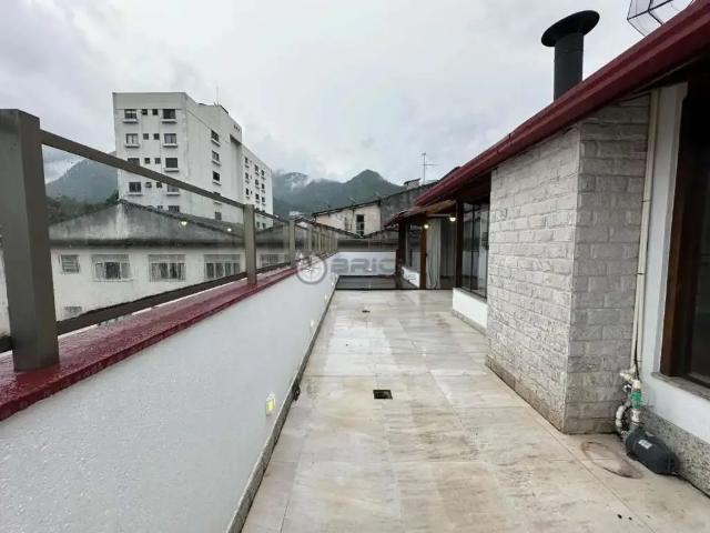 Cobertura para Locação em Teresópolis/RJ Alto 2 Quartos