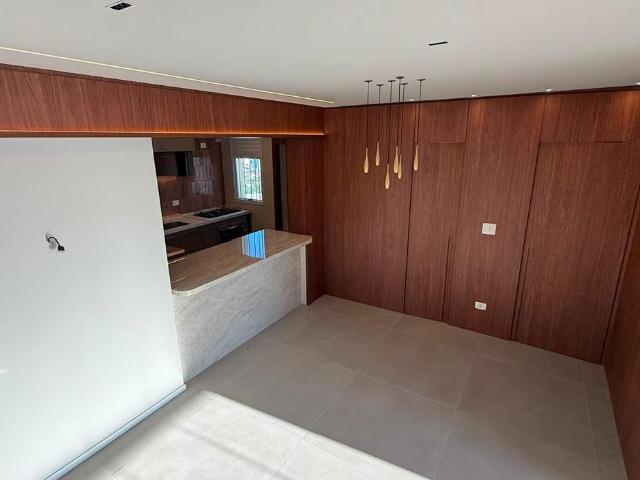 Cobertura para Locação, São José dos Campos / SP, bairro Jardim Alvorada, 3 dormitórios, sendo 2 suítes, área total 204 m²