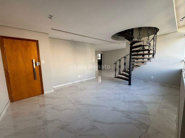 Cobertura triplex para aluguel, 4 quartos, 300m² de área no Grajaú