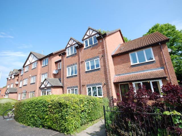 Cobham Green, Leamington Spa CV31, 2 bed flat to rent, £1,200 pcm | PrimeLocation