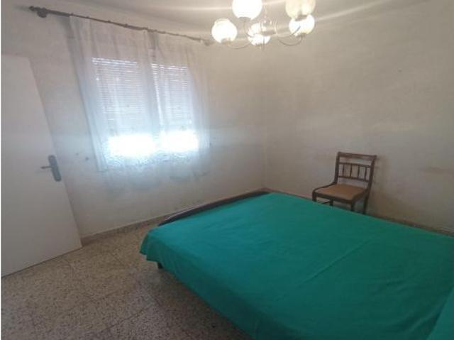 COBRECES, EL REFUGIO QUE ESTABAS ESPERANDO. CASA ESQUINERA CON PEQUEÑA HUERTA