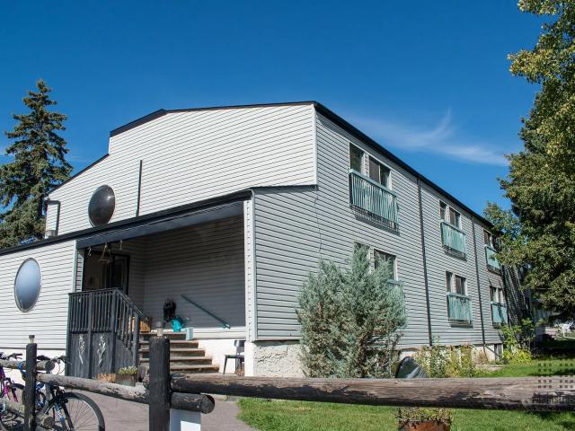 Cochrane House Apartments — 1 bedroom