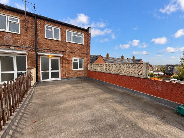 Cockcroft Road, Didcot OX11, 3 bed maisonette to rent, £1,300 pcm | PrimeLocation