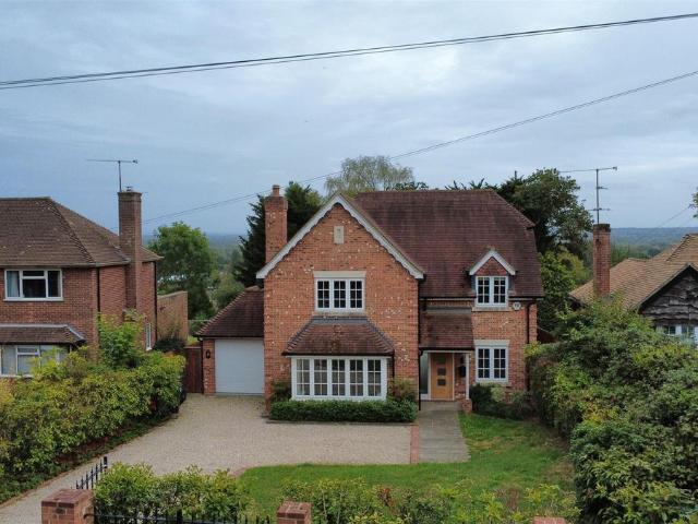 Cockney Hill, Tilehurst, Reading RG30, 4 bed detached house to rent, £3,500 pcm | PrimeLocation