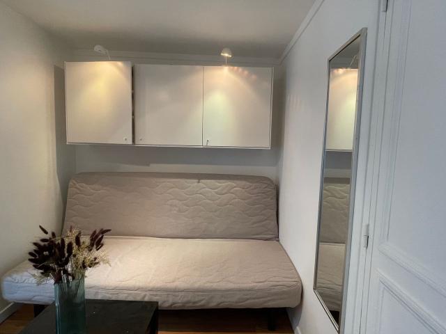 Cody studio in Paris center, Paris Amsterdam Apartments for Rent