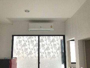 code: H34 ว่างแล้ว! ทาวน์โฮม 3 ชั้น ให้เช่า บ้านกลางเมือง สุขสวัสดิ์ | ใกล้แยกพระประแดง ติดถนนใหญ่ เฟอร์นิเจอร์ครบ พร้อมเข้าอยู่