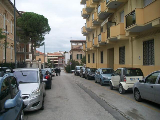 Codice F02D Appartamento, Bilocale Affitto