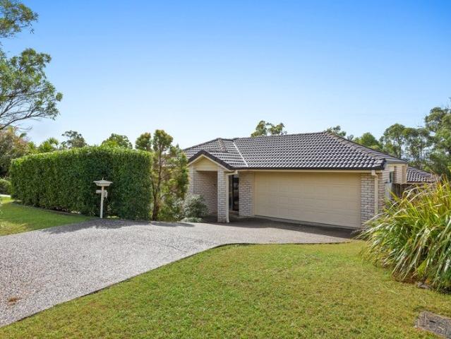 DONT MISS YOUR CHANCE TO VIEW THIS WEEKEND READY FOR A NEW OWNER!