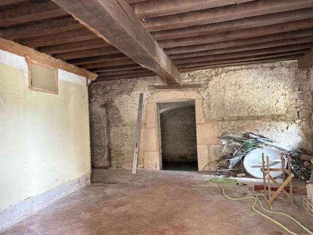 Coeur De Village Jolie Maison A Renover 100m² Laives