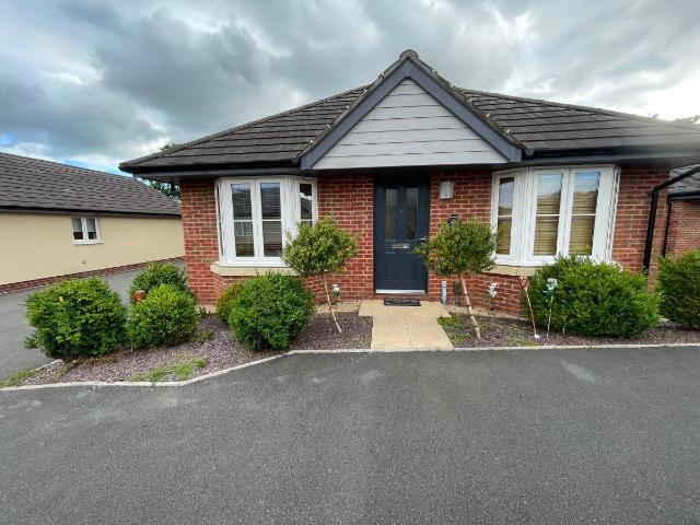 Coed Cae Bach, Cwmrhydyceirw, Swansea SA6, 3 bed bungalow to rent, £1,300 pcm | PrimeLocation