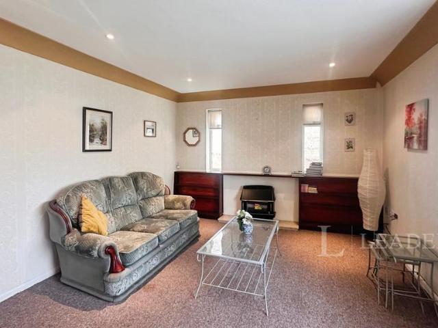 Cofton Road, B31 6 bed house to rent £1,800 pcm £415 pw