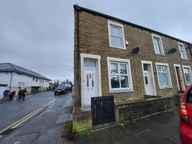 Cog Lane, Burnley BB11, 2 bed end terrace house to rent, £595 pcm | PrimeLocation