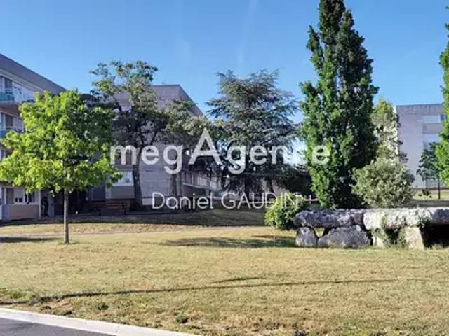 Cognac 16100 Achat / Vente appartement 2 pièces t2 cave