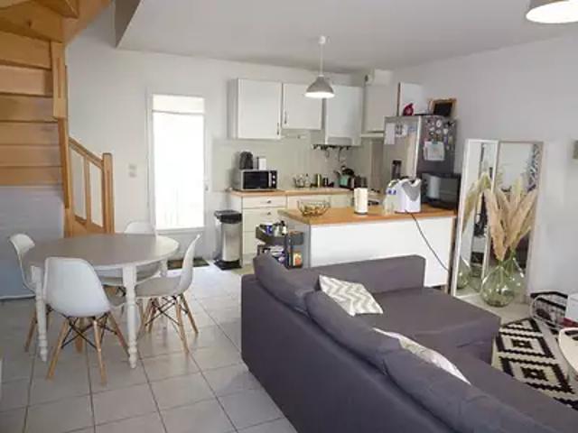 Cognac 16100 Location maison 3 pièces t3 terrasse