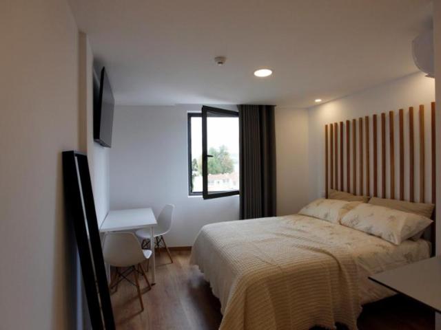 Coimbra Coimbra 104891182