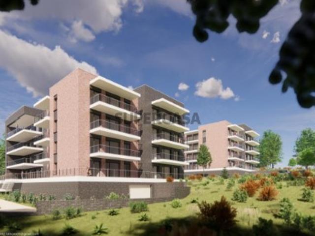 Coimbra Vende se T3 com garagem ultimo piso com vistas