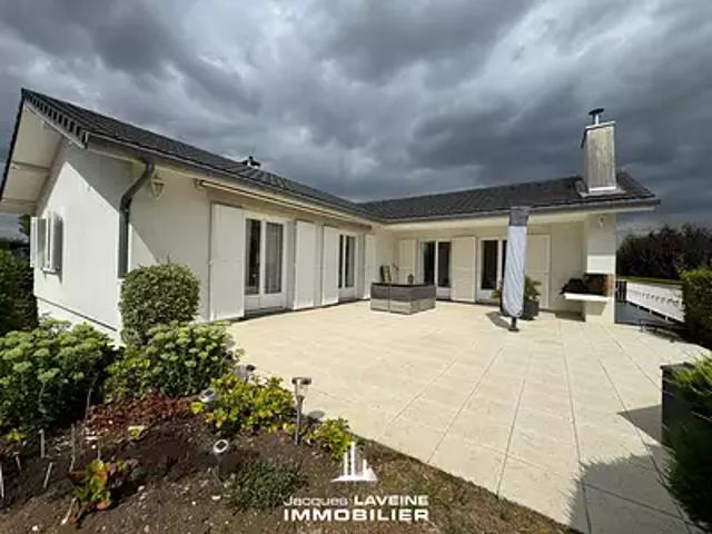Coin sur Seille 57420 Achat / Vente maison 8 pièces t8 terrasse