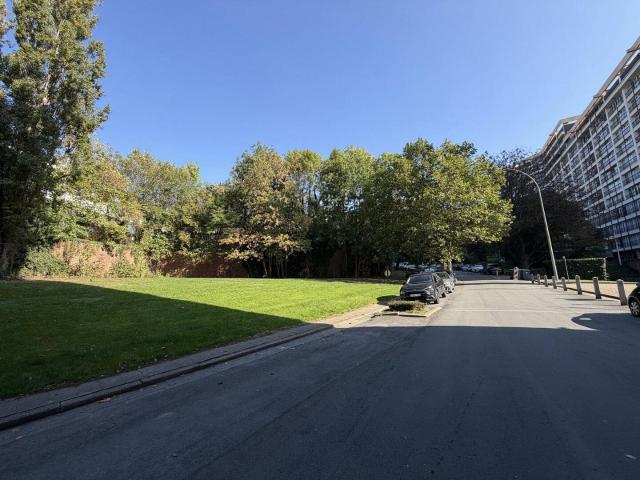 COINTE: Appartement 3 ch, parking, cave avec vue dégagée