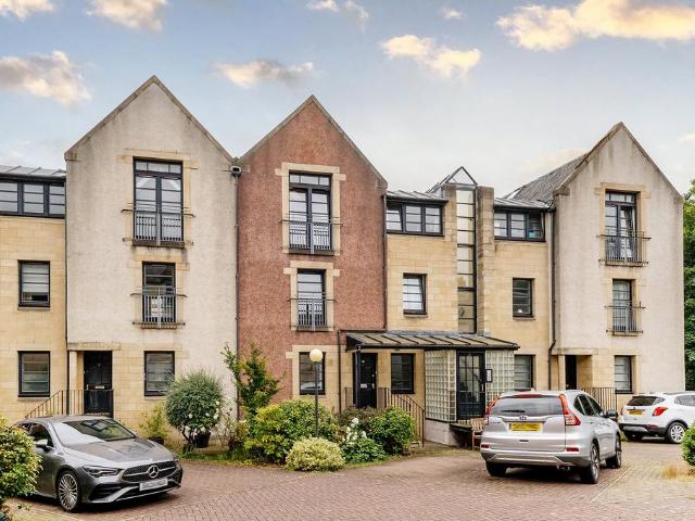 Coltbridge Millside, Edinburgh 2 bed ground floor flat to rent £2,100 pcm £485 pw