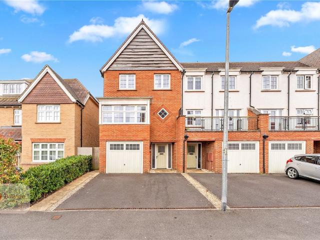 Colts Ground, Cheswick Village, Bristol, Bristol BS16, 6 bed semi detached house to rent, £4,500 pcm | PrimeLocation