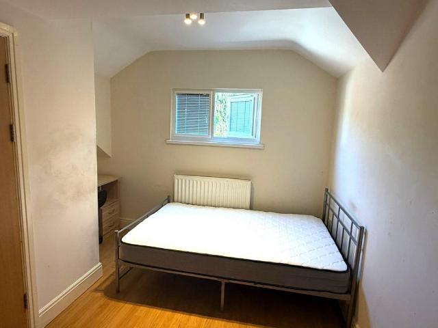 Colum Road, Cardiff CF10 1 bed in a house share to rent £635 pcm £147 pw