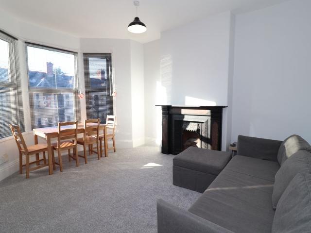 Colum Road, Cathays CF10, 2 bed flat to rent, £1,100 pcm | PrimeLocation