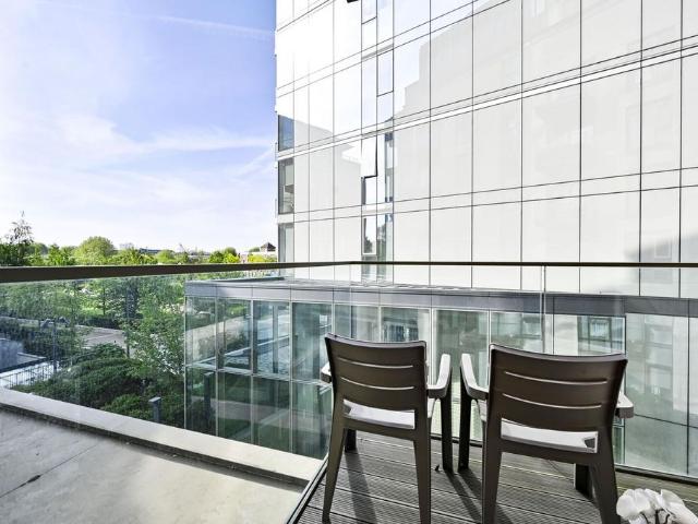 Columbia Gardens, Earls Court. 1 bed flat to rent £3,250 pcm £750 pw