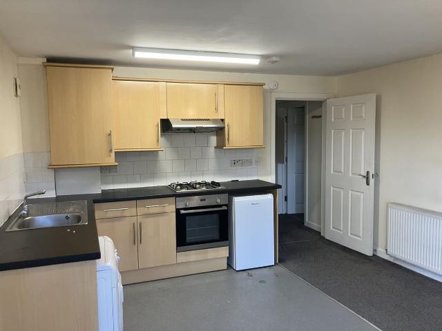 Columbia Road, Bournemouth BH10, 1 bed flat to rent, £850 pcm | PrimeLocation
