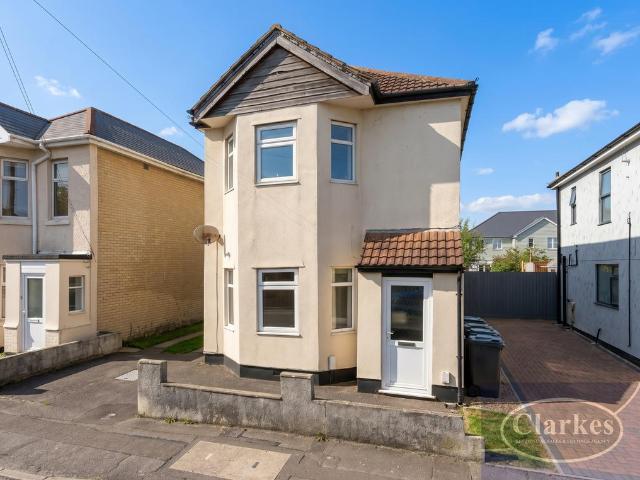 Columbia Road, Ensbury Park, Dorset 6 bed detached house to rent £3,000 pcm £692 pw