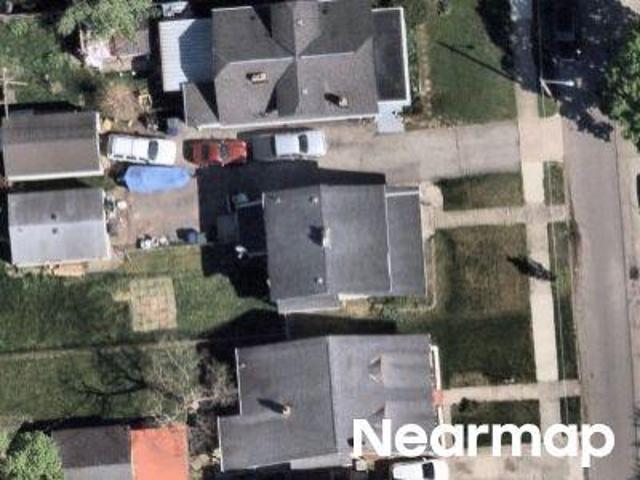 Columbian Ave