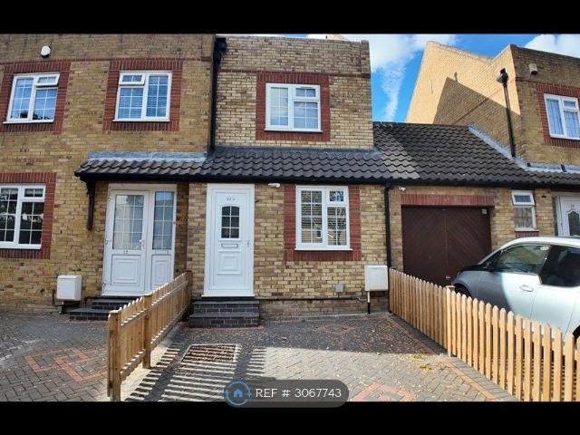 Columbine Avenue, London E6, 2 bed terraced house to rent, £2,150 pcm | PrimeLocation