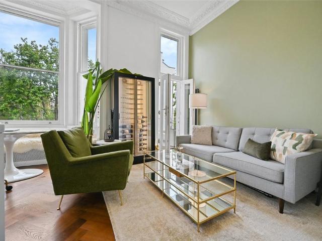 Colville Terrace, London, W11 1 bed apartment to rent £3,012 pcm £695 pw