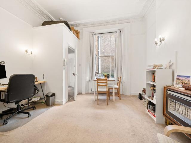 Colville Road, Notting Hill W11, Studio to rent, £1,800 pcm | PrimeLocation