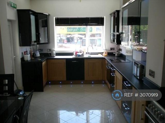 Colwick Rd, Nottingham, NG2 1 bed in a house share to rent £450 pcm £104 pw