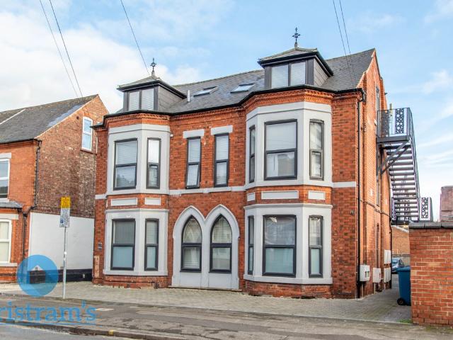 Colwick Road, West Bridgford NG2, 3 bed flat to rent, £1,250 pcm | PrimeLocation