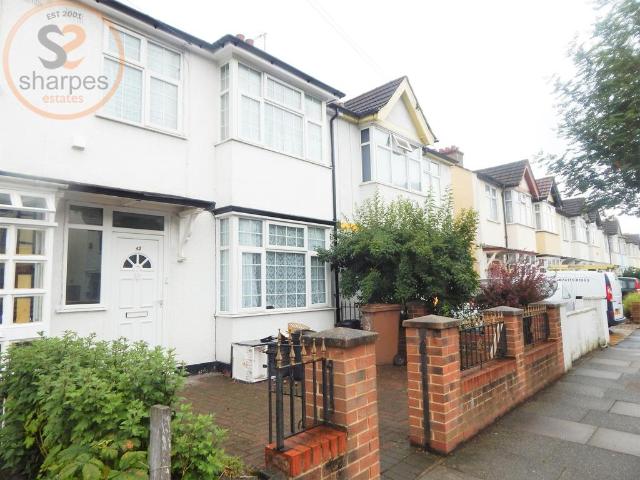Colwood Gardens, London, London 1 bed in a house share to rent £850 pcm £196 pw