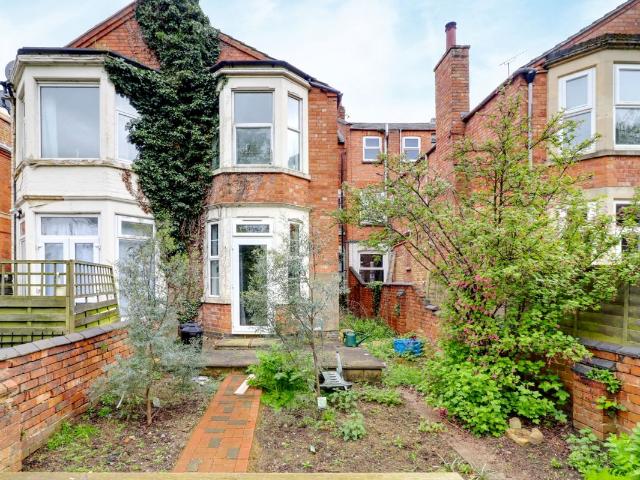 Colwyn Road, Northampton, Northamptonshire NN1, Studio to rent, £700 pcm | PrimeLocation