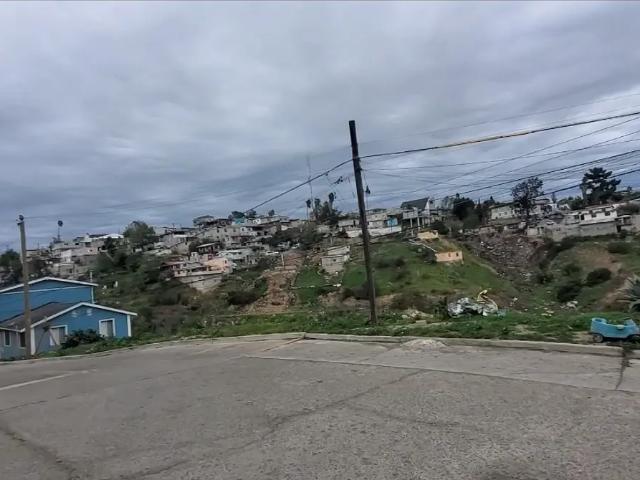 COL. JUAREZ LA CIMA SE VENDE TERRENO CENTRICO EN TIJUANA, 200 MT2 10 X 20 DOCUMENTOS EN ORDEN