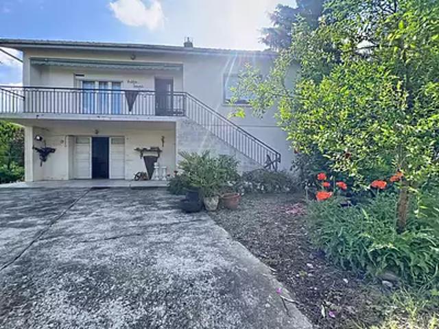 Colayrac Saint Cirq 47450 Achat / Vente maison 5 pièces t5 au dernier étage parking