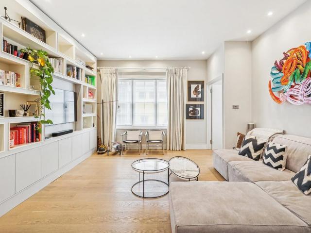 Colbeck Mews, South Kensington, London 4 bed terraced house to rent £7,800 pcm £1,800 pw