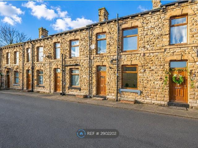 Colbeck Row, Batley WF17, 2 bed terraced house to rent, £695 pcm | PrimeLocation