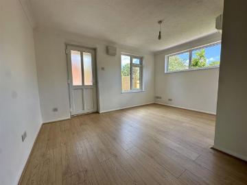 Colborne Close, Chippenham, SN15