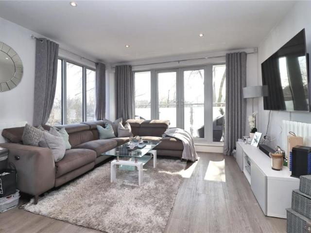 Colborne Place, Woking, Surrey, GU21
