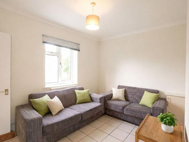 Colbourne Avenue, Brighton BN2, 5 bed semi detached house to rent, £450 pcm | PrimeLocation