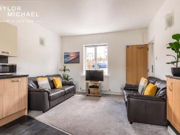 Colbourne Avenue, Brighton BN2, 5 bed shared accommodation to rent, £2,750 pcm | PrimeLocation